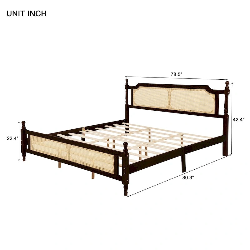 Houten bed met hoofdbord en voetbord van rotan, kingsize bed met laag platformprofiel