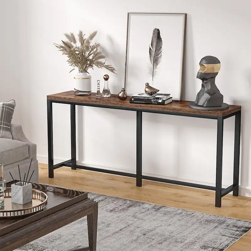 Extra langer Konsolentisch hinter dem Sofa, schmaler Flurtisch