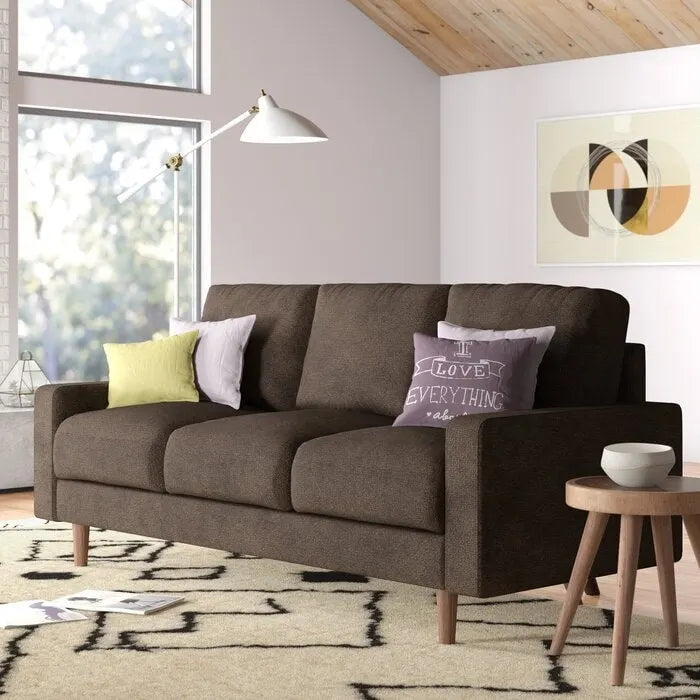 Sofa mit Beinen aus Massivholz