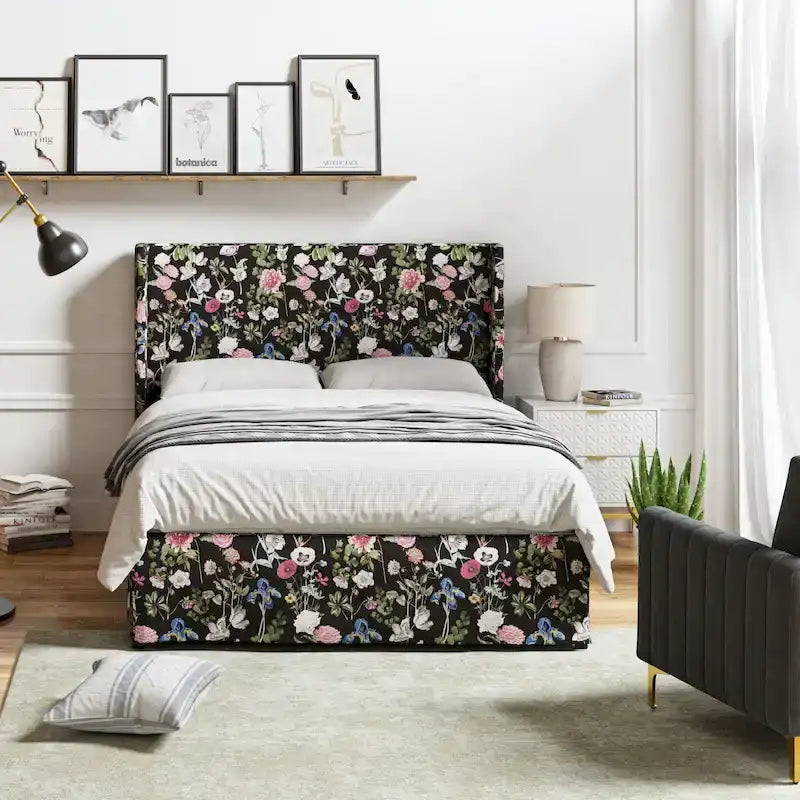 Traditioneel bed van metaal met wasbare hoes en bekleding