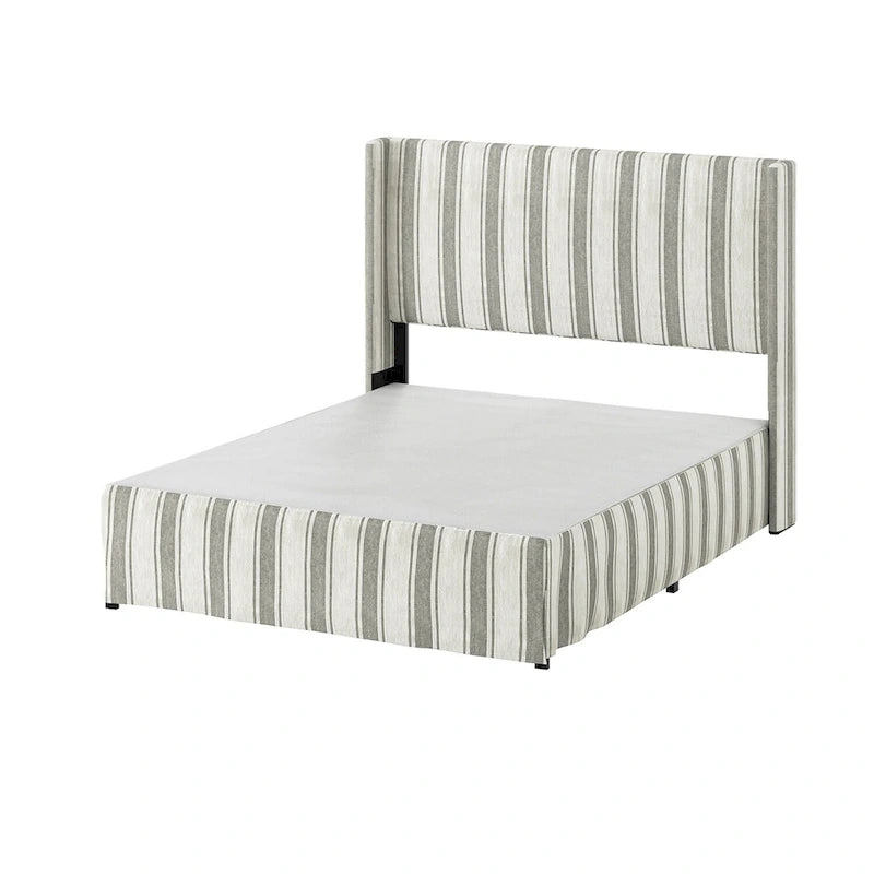 Traditioneel bed van metaal met wasbare hoes en bekleding