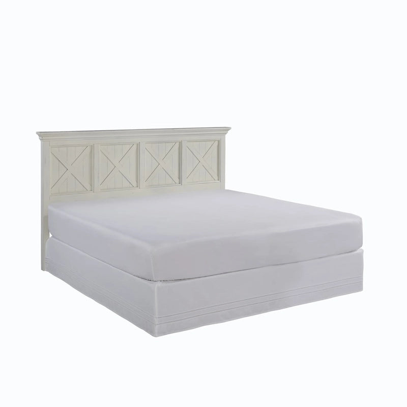 Wit hoofdbord en nachtkastje voor kingsize bed