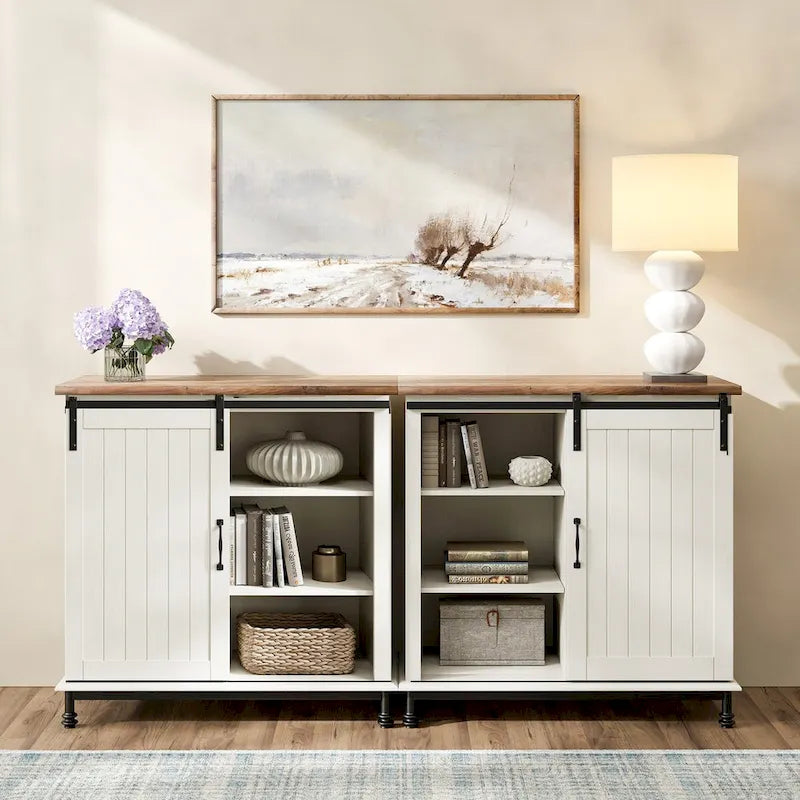 Keukenbuffet en haltafel, wit, landelijke stijl, met schuifdeur in schuurstijl
