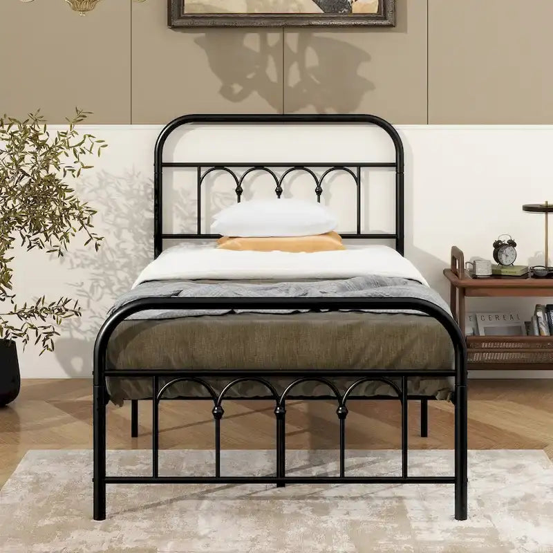Metalen platformbedframe met hoofd- en voetbord